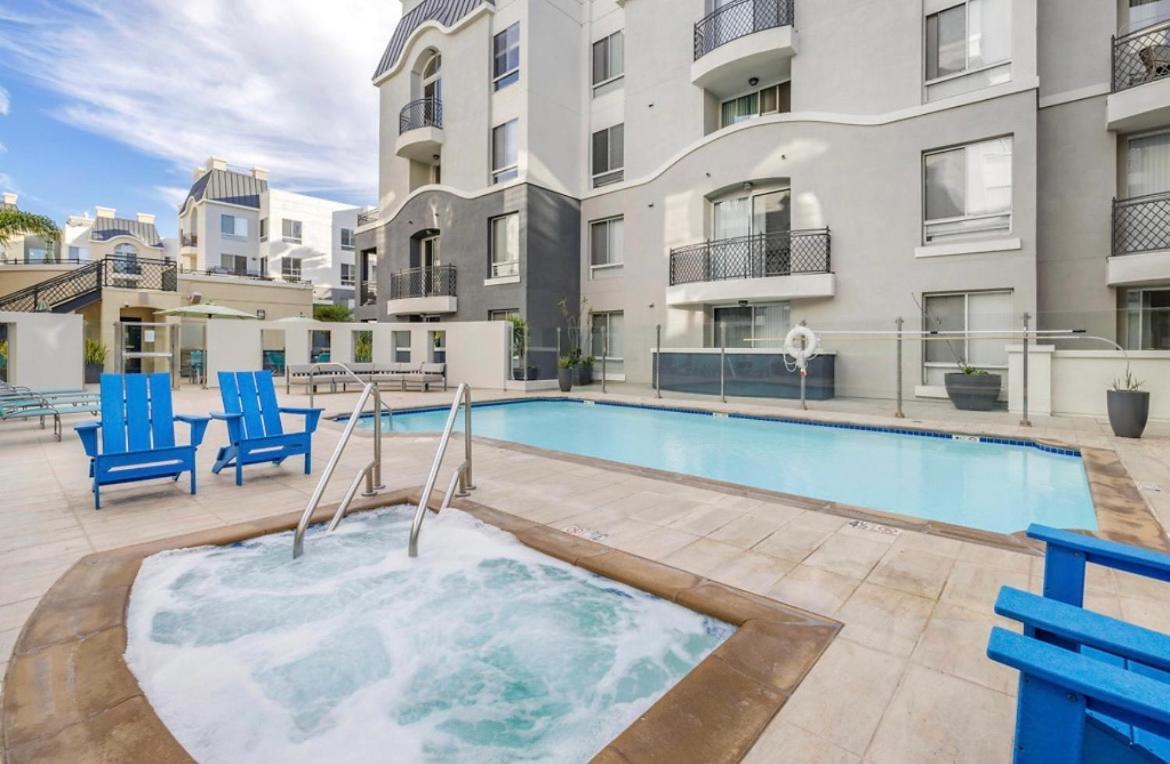 The Nest A Spacious 1 Bedroom Apartment With A Pool View 洛杉矶 外观 照片